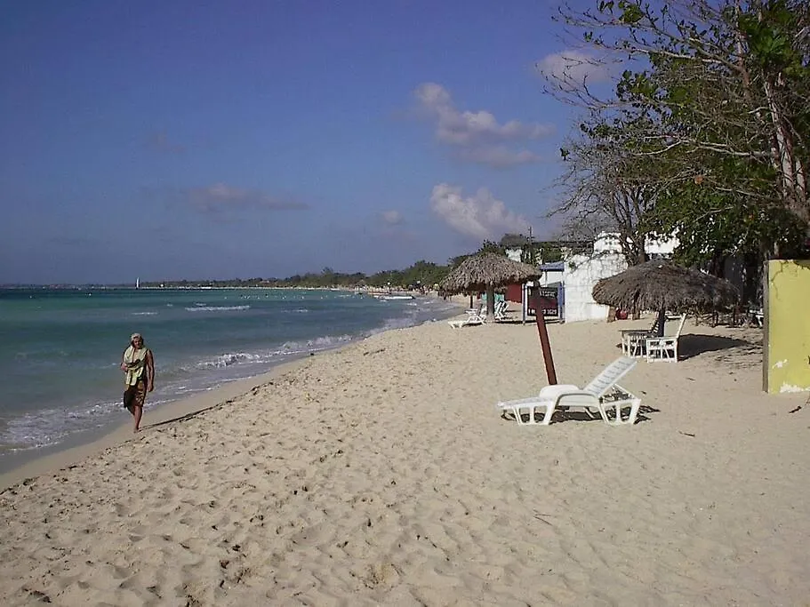 2 Bdr Apt On 7 Mile Beach At Negril Beach Club Apartment
